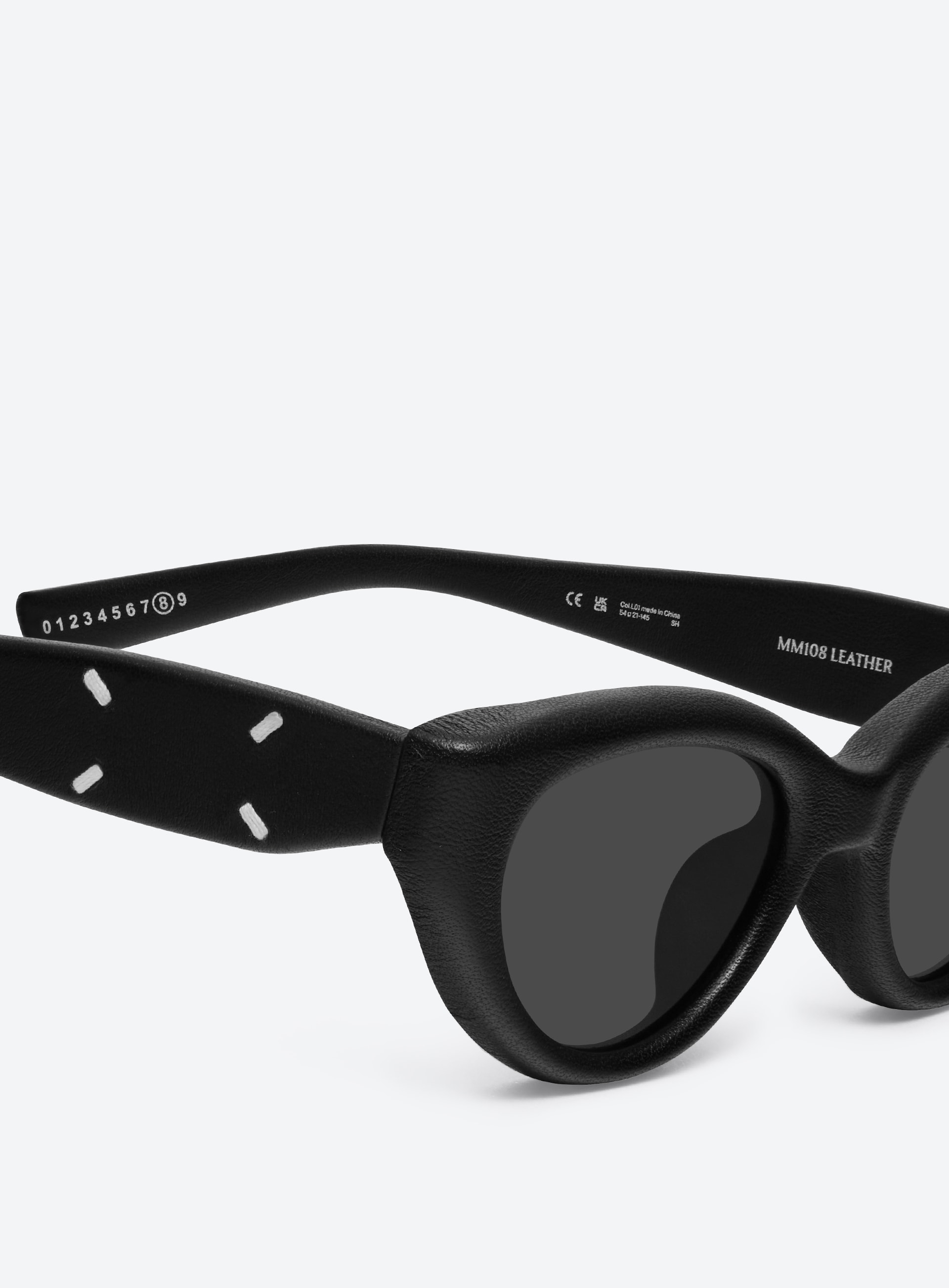 Maison Margiela - MM108 Leather L01 | Gentle Monster Maison Margiela - MM108 Leather L01 | Gentle Monster
