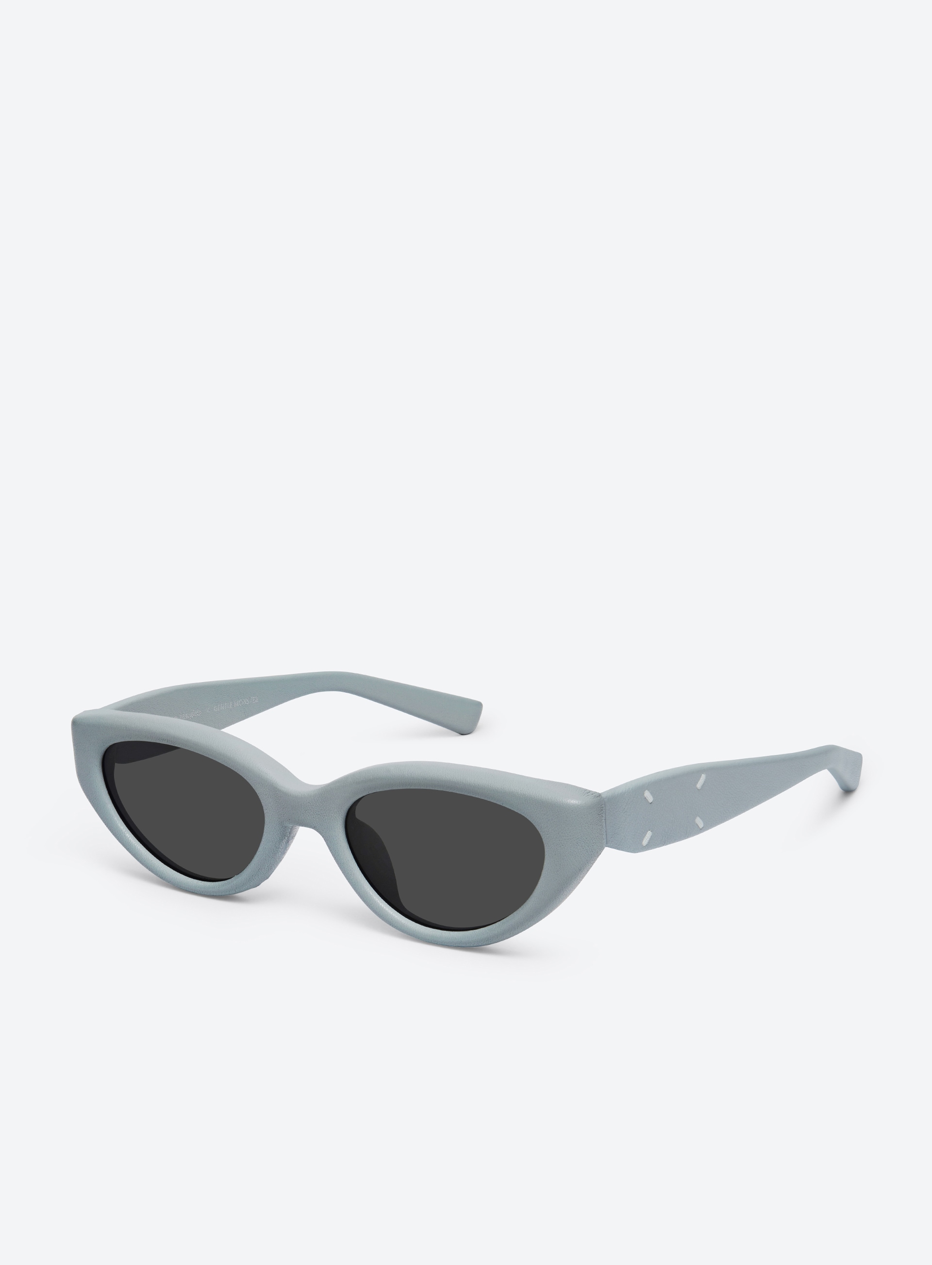 Gentle monster cat eye top