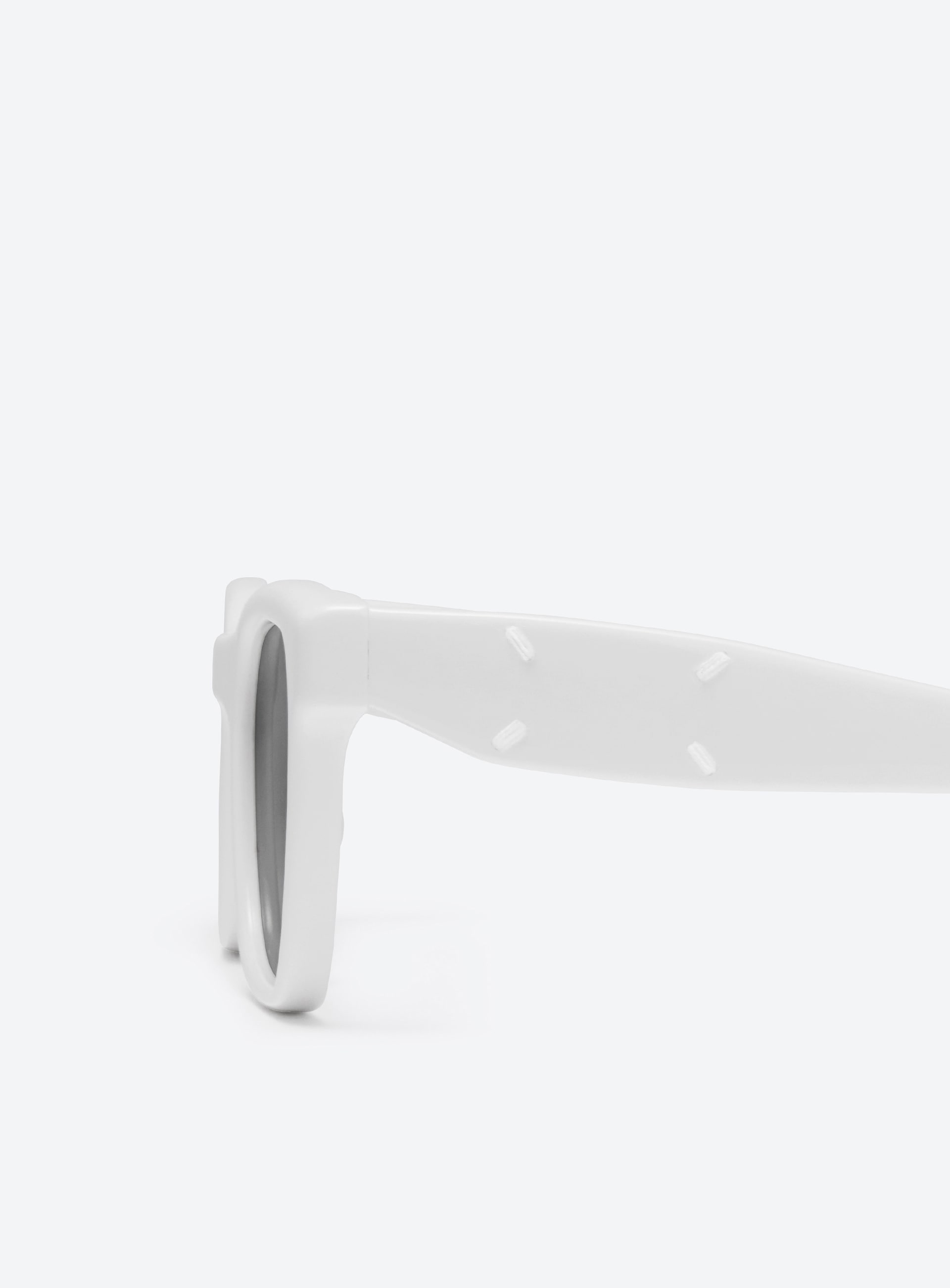 Maison Margiela - MM110 W2 | Gentle Monster