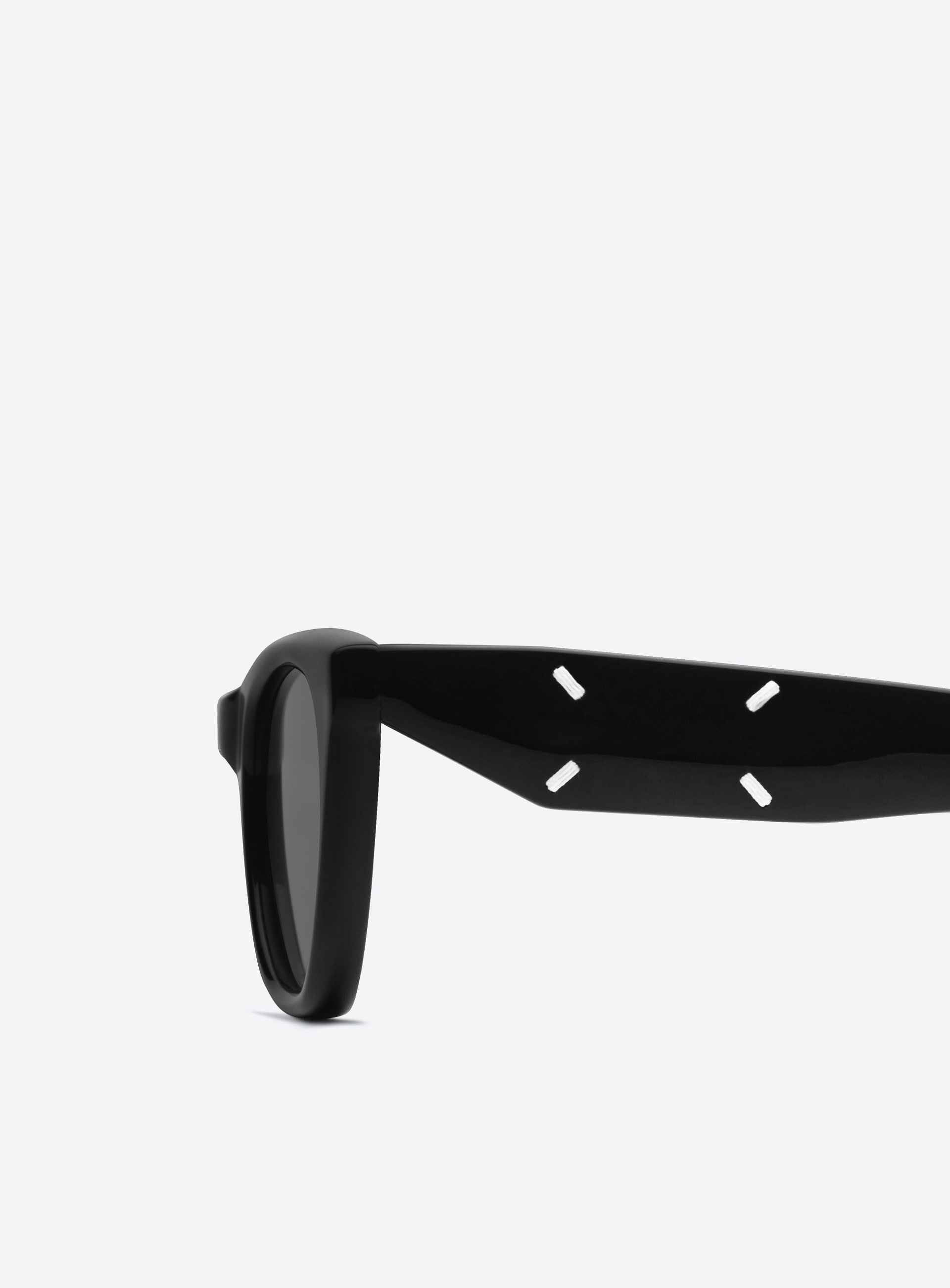 Maison Margiela - MM208 01