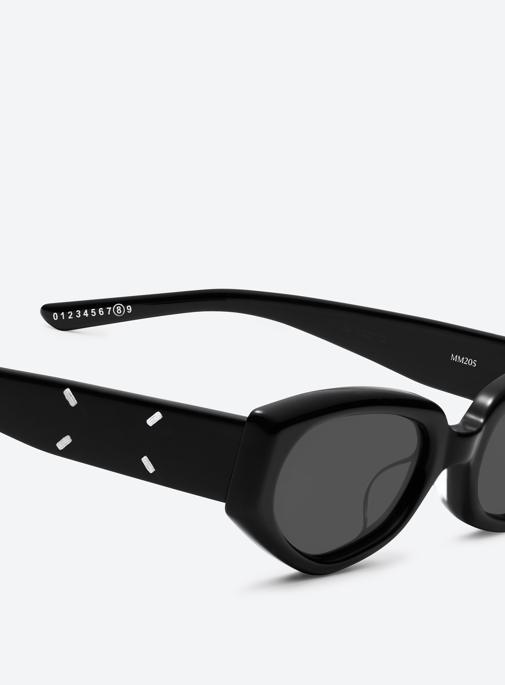 Maison Margiela - MM205 01