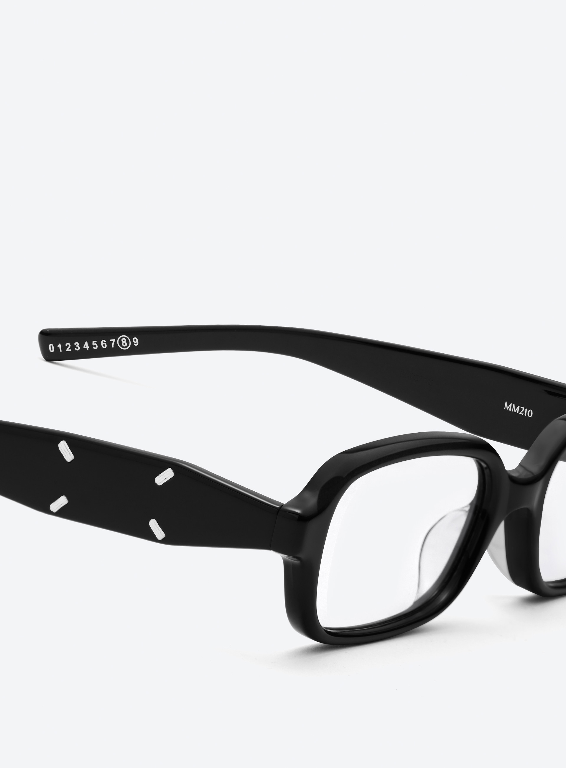 Maison Margiela - MM210 01
