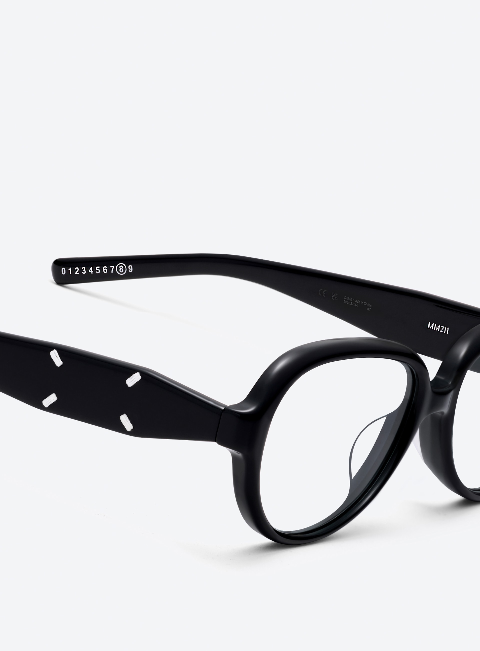 Maison Margiela - MM211 01