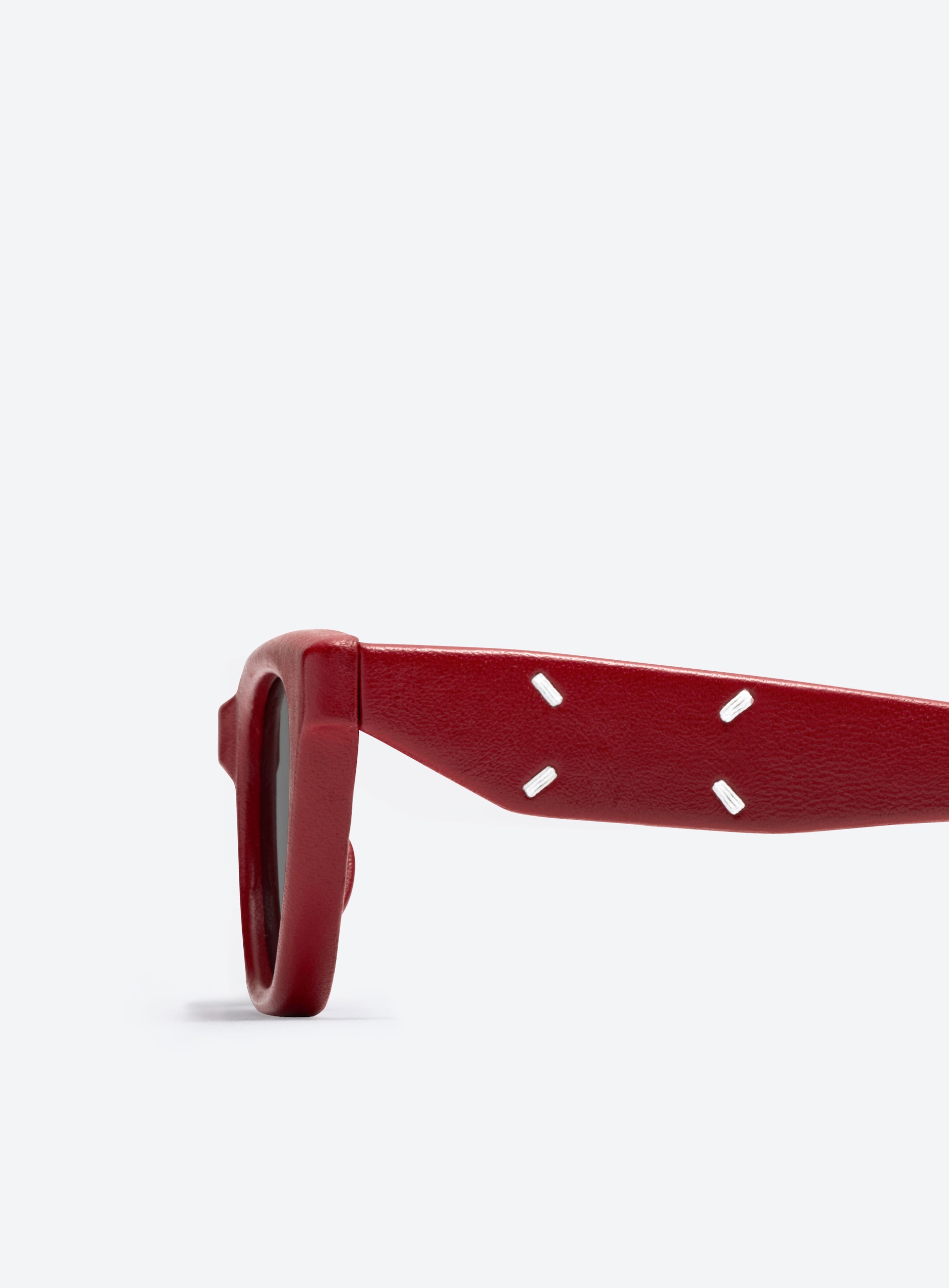 Maison Margiela - MM108 Leather L01 | Gentle Monster