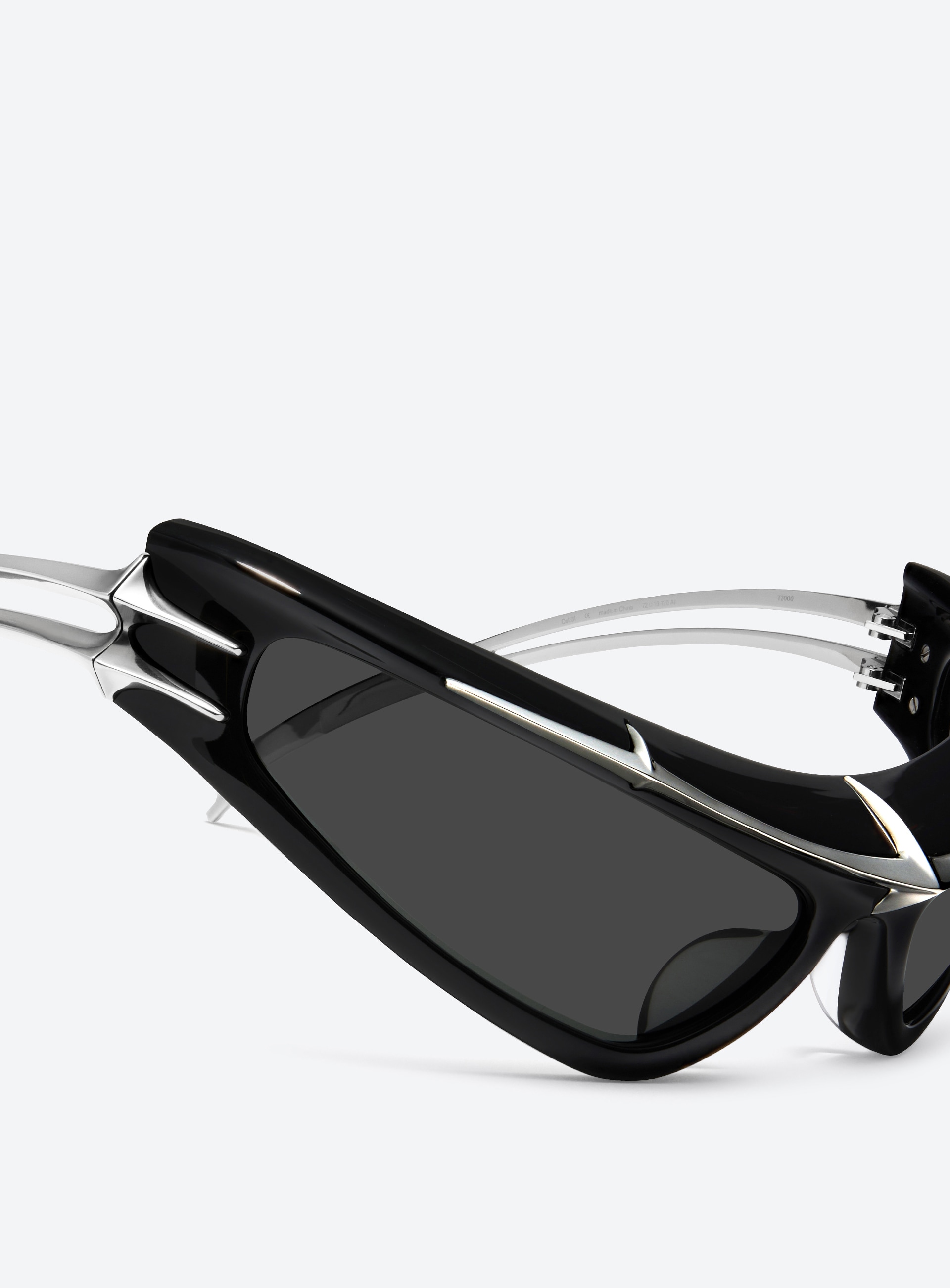 T2000 01